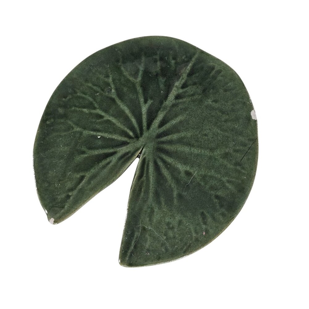 Hagen Renaker Lily Pad Miniature Figurine #246 Green *Chipped*